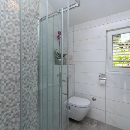 Daniela - Terrace With Amazing Sea View Apartment *