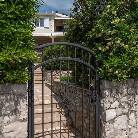 Apartment Daniela - Terrace With Amazing Sea View Trogir