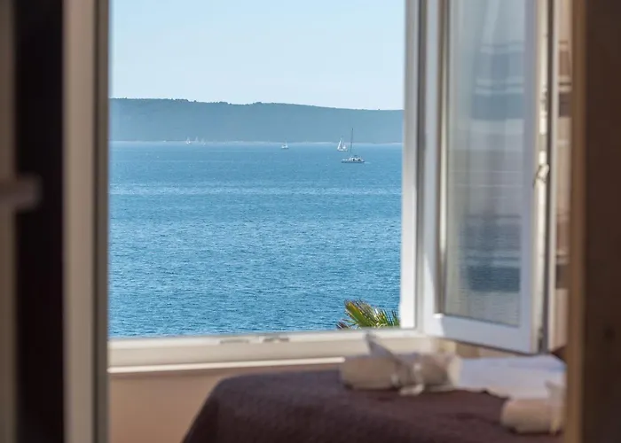 Daniela * Τρογκίρ