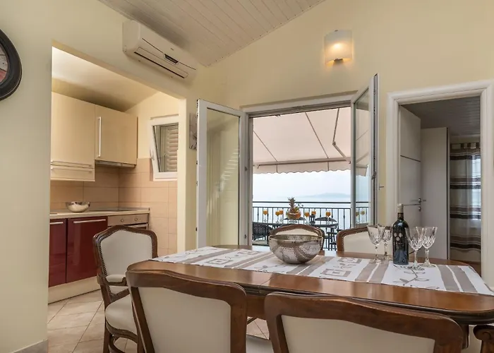 Daniela * Τρογκίρ